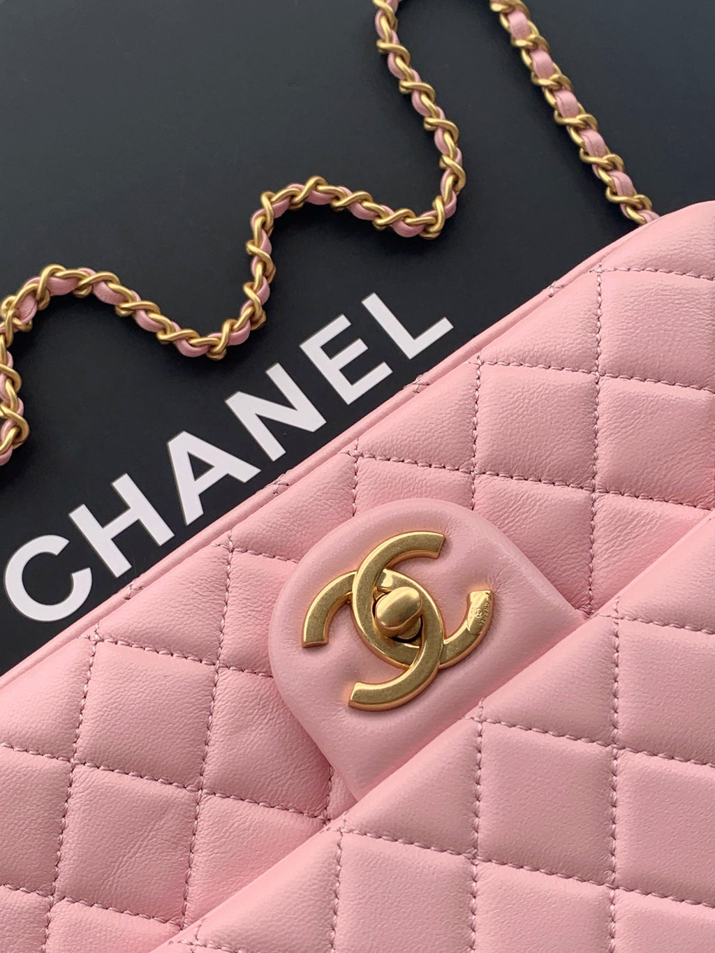 CC Small Flap Bag Petal Pink