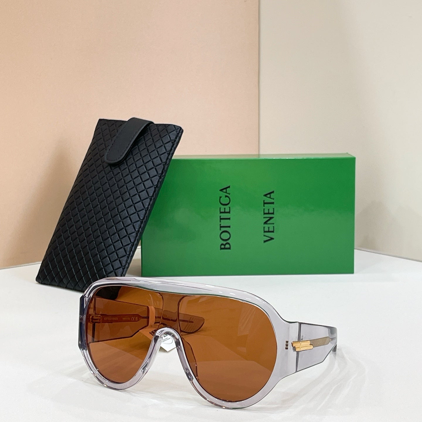 BOTTEGA VENETA Sunglasses-BV1345S